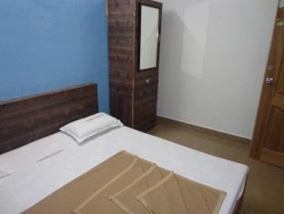 Oyo 36211 Hotel Padma Palace اوجاين المظهر الخارجي الصورة